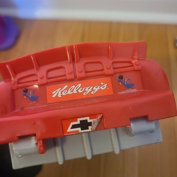 NASCAR Sasco Matchbox Storage Race Car‎ #5 Terry Labonte Monte Carlo - Picture 7 of 11
